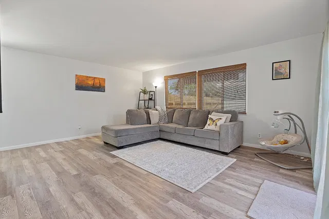  Residence photo 11