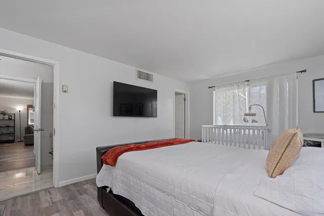  Residence photo 18