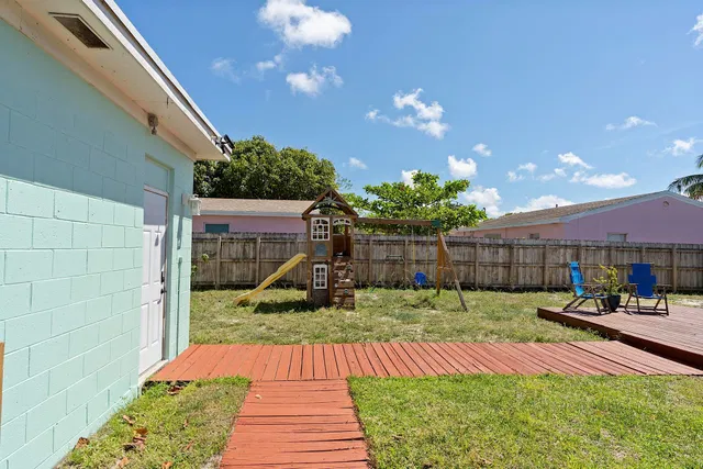  Residence photo 36