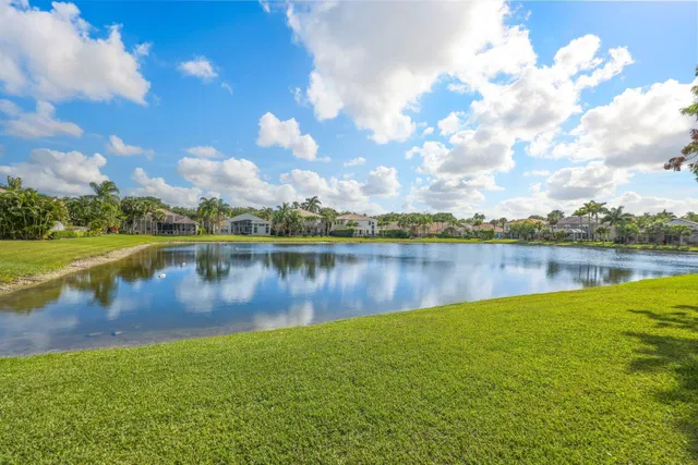 Saturnia Boca Raton Residence photo 38