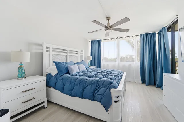  Unit 303m1 photo 13