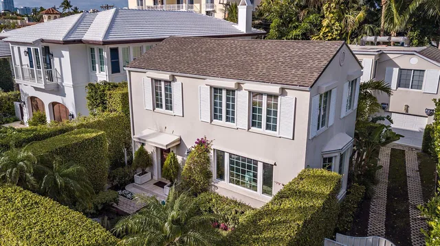 155 Peruvian Avenue
