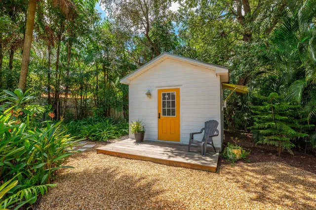 Residence photo 62