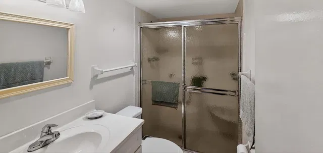 Unit 206r photo 4