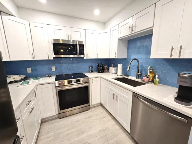 Unit 312 photo 14