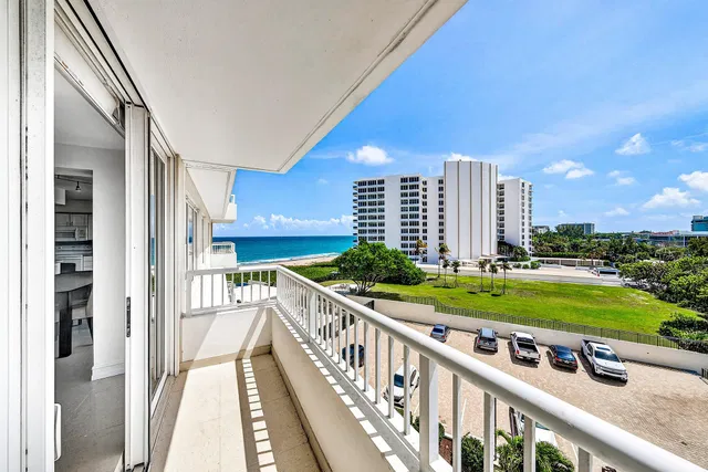 600 S Ocean Boca Unit 504 photo 14