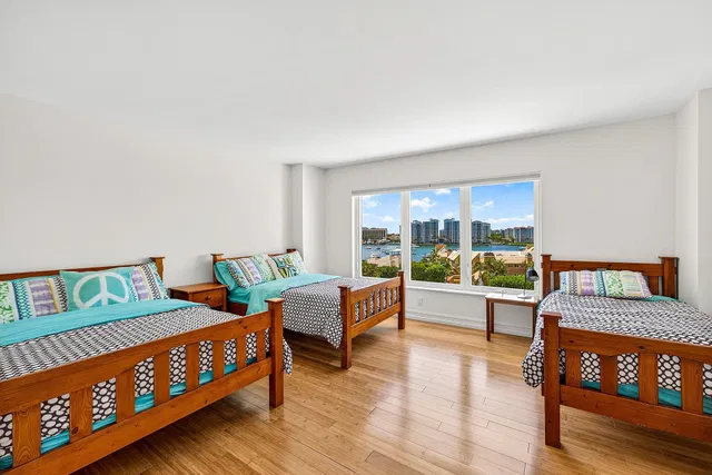 600 S Ocean Boca Unit 504 photo 19