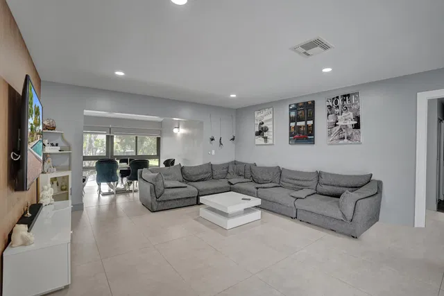 Boca Lago Country Club Homes Unit 2b photo 13