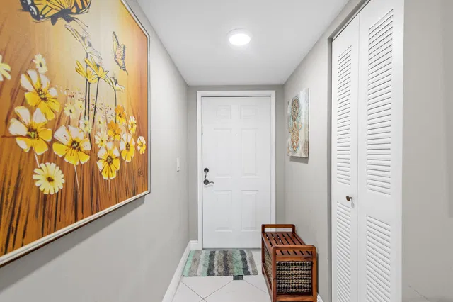 Unit 309 photo 28