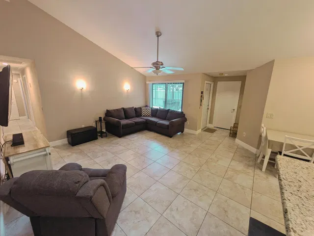 Old Palm Golf Club Residence photo 9