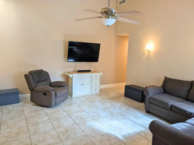Old Palm Golf Club Residence photo 10