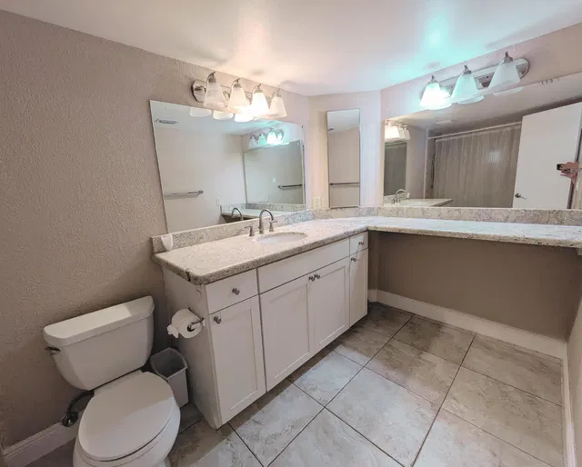 Old Palm Golf Club Residence photo 30