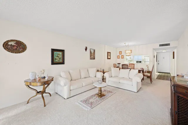 Unit 412 photo 14
