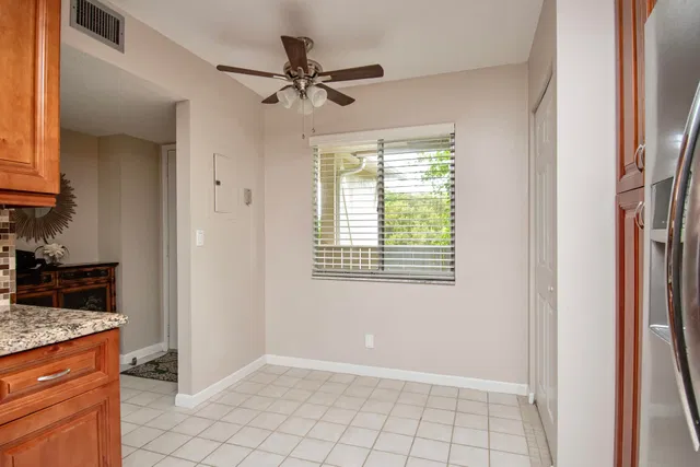 Unit 408 photo 5