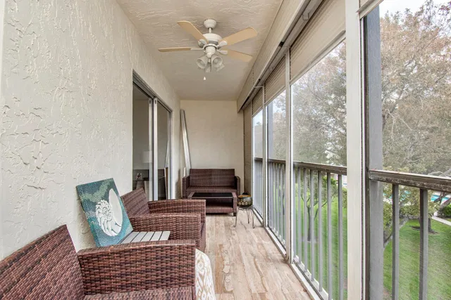 Unit 408 photo 20