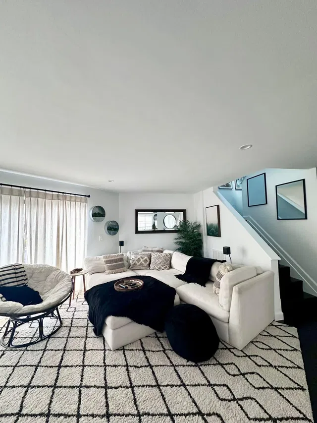 Residence photo 2