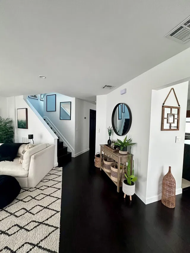 Residence photo 4