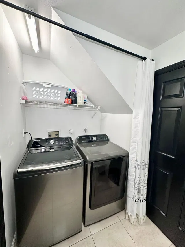 Residence photo 20