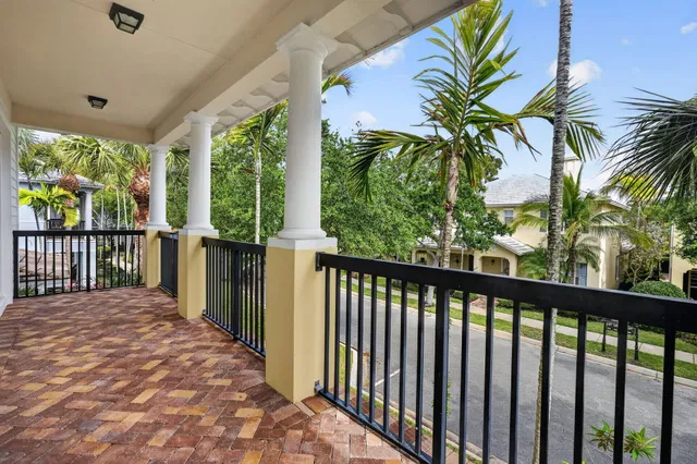 Botanica Residence photo 35