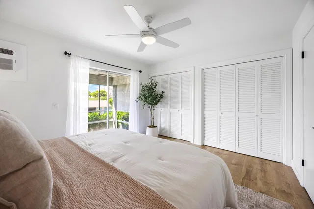 Unit 207 photo 16