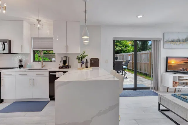 Downtown Delray Beach Residence photo 11