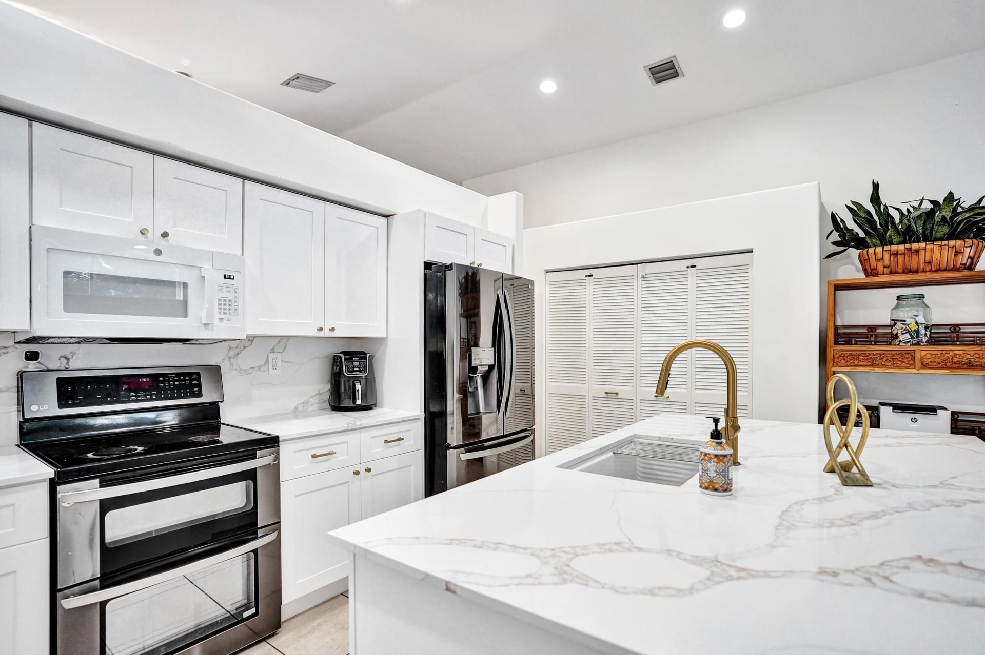  Residence photo 26