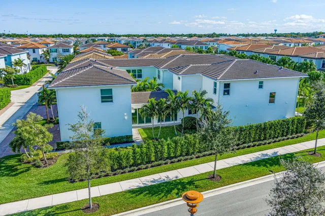 Alton Homes Palm Beach Gardens Residence photo 35