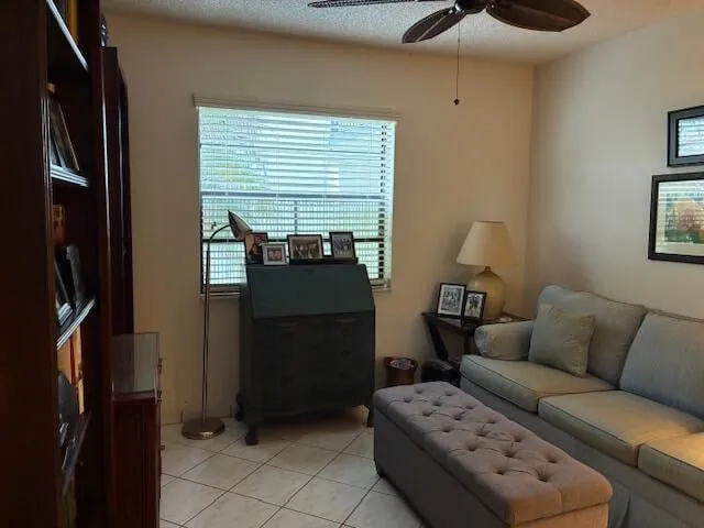 Unit 504 photo 6