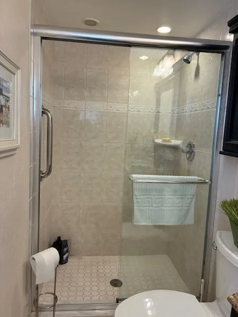 Unit 504 photo 29