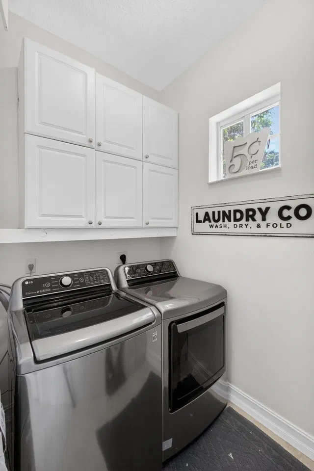 Residence photo 34