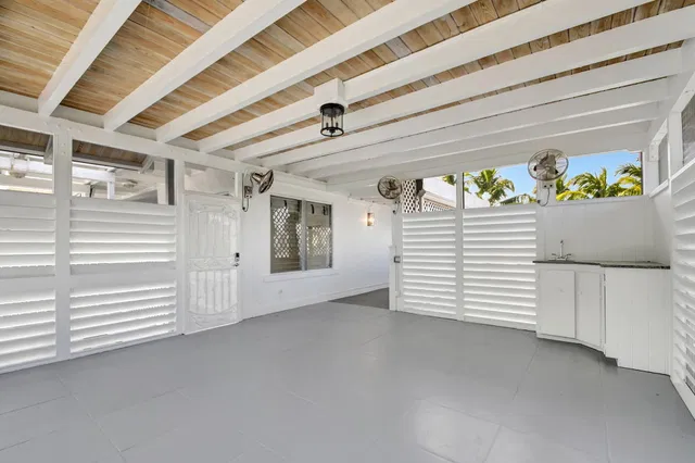 Royal Park Residence photo 6