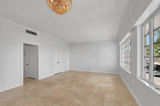 Royal Park Residence photo 8