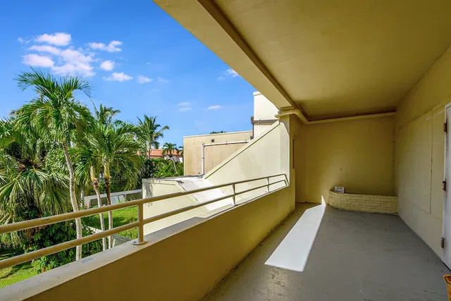 Royal Park Residence photo 25