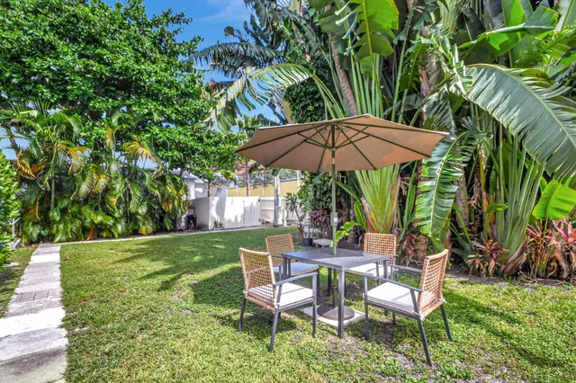 Royal Park Residence photo 29