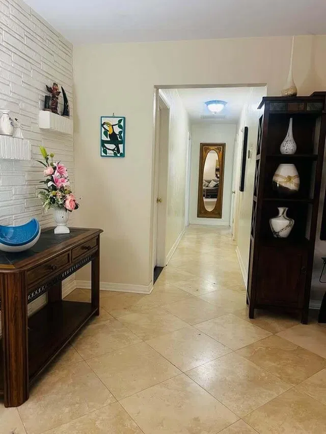 Residence photo 13