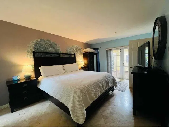 Residence photo 35