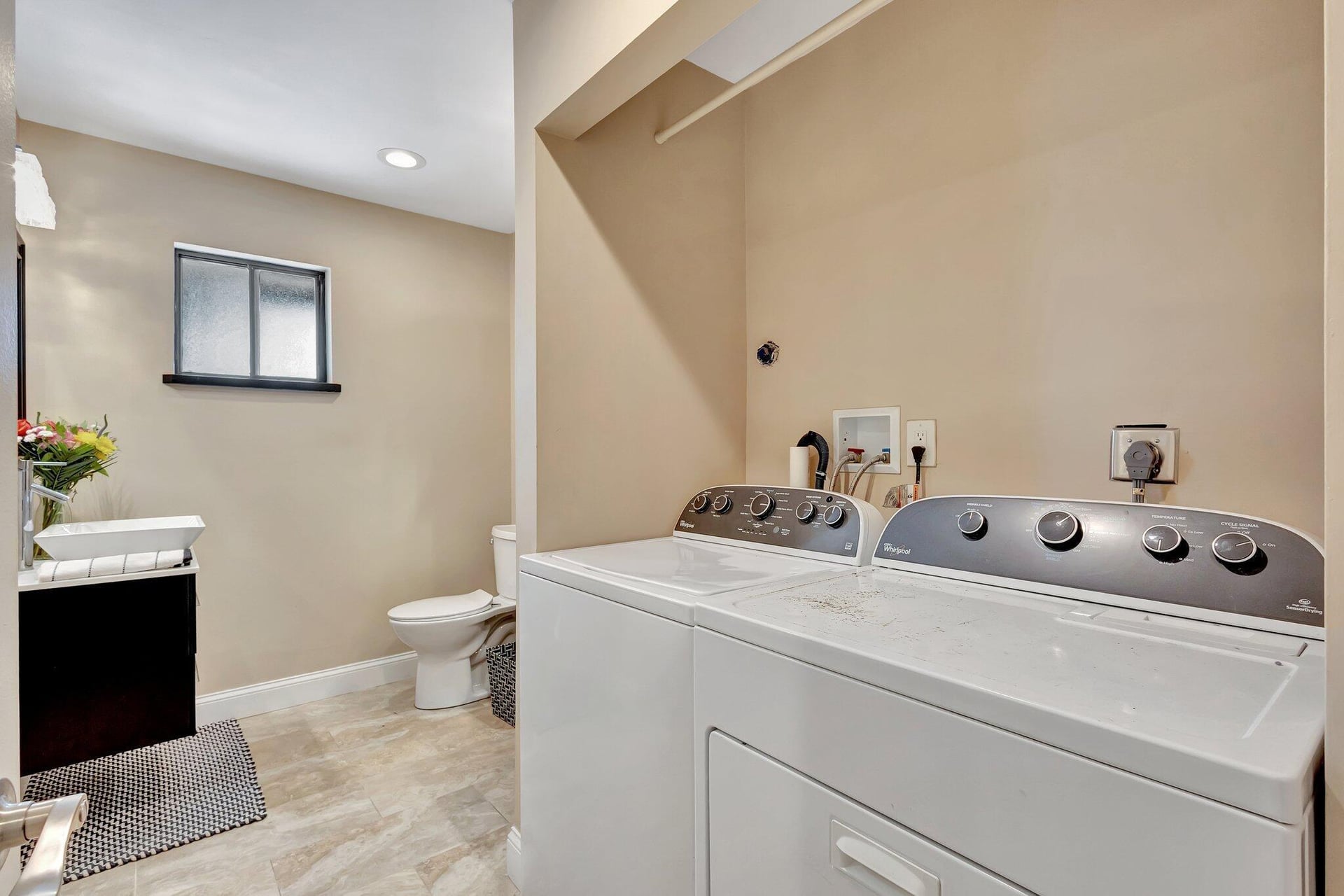 Homeland Residence photo 17