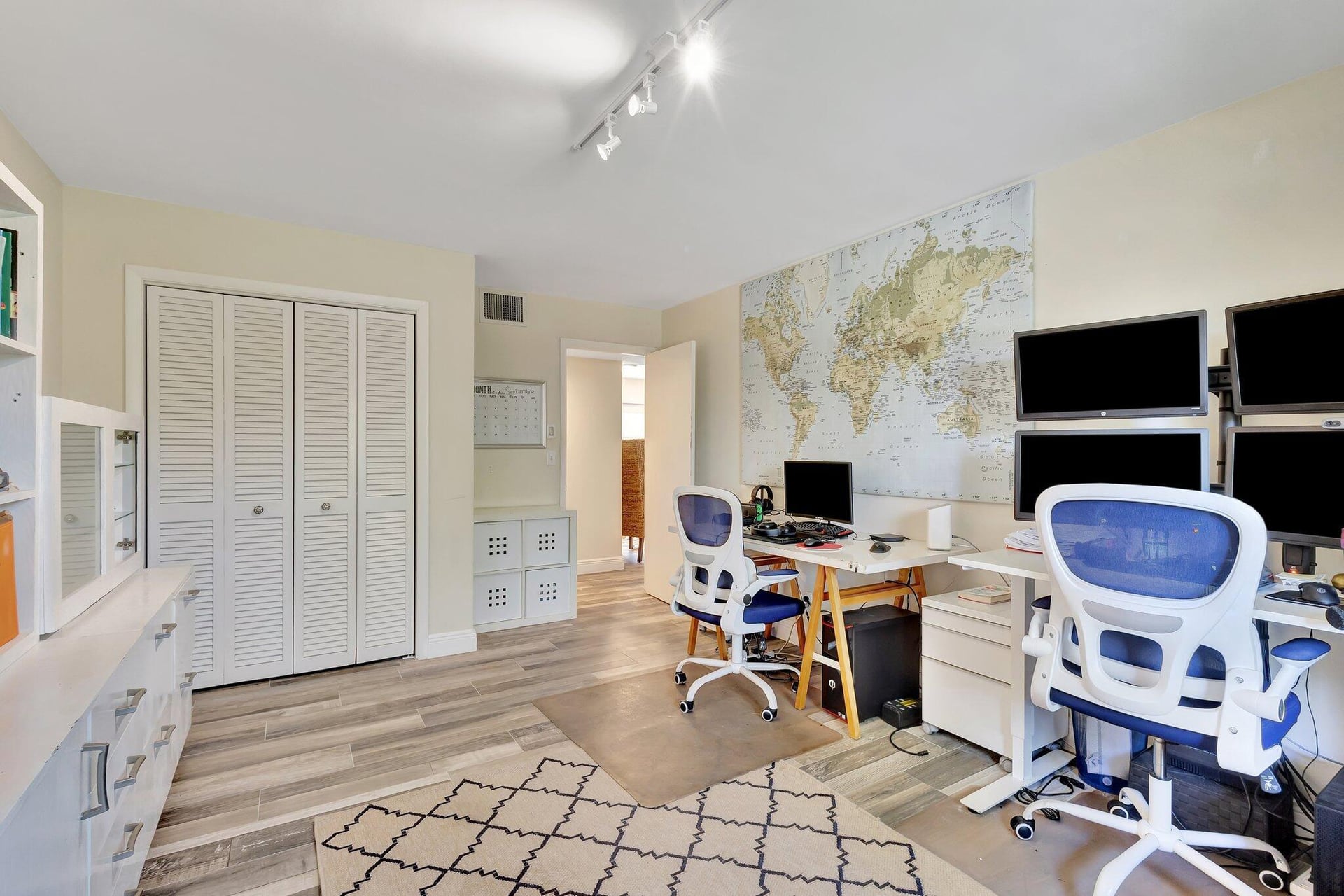 Homeland Residence photo 20