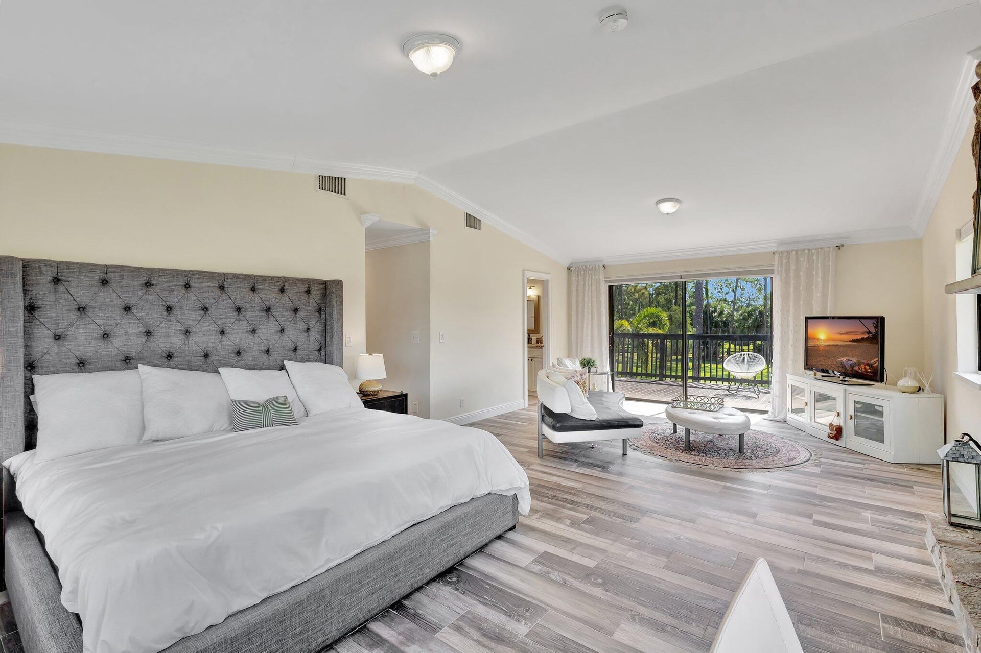 Homeland Residence photo 24