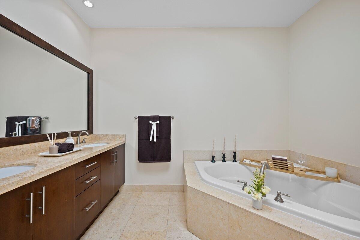 Downtown Delray Beach Unit 302 photo 12
