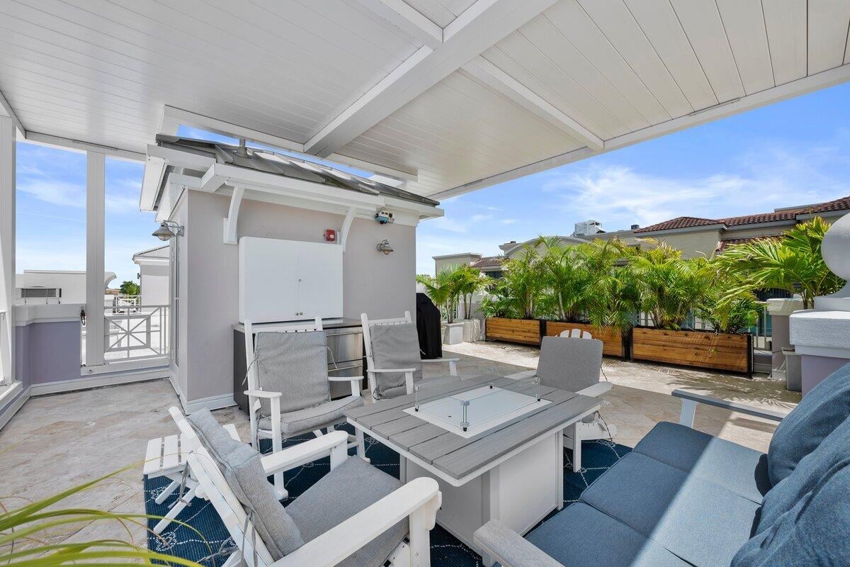 Downtown Delray Beach Unit 302 photo 17