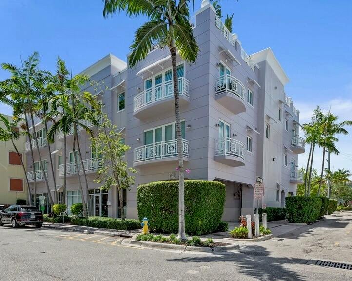 Downtown Delray Beach Unit 302 photo 20