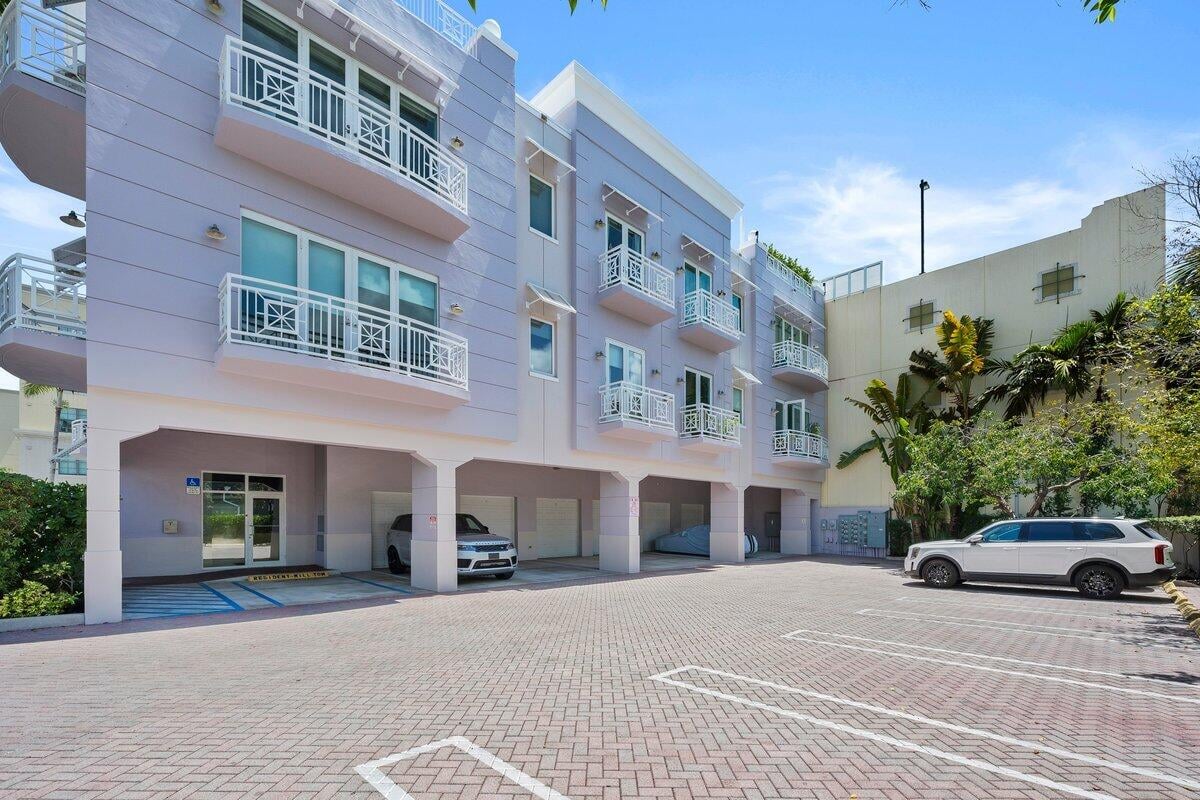 Downtown Delray Beach Unit 302 photo 22