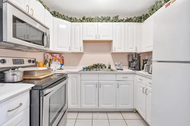  Residence photo 20