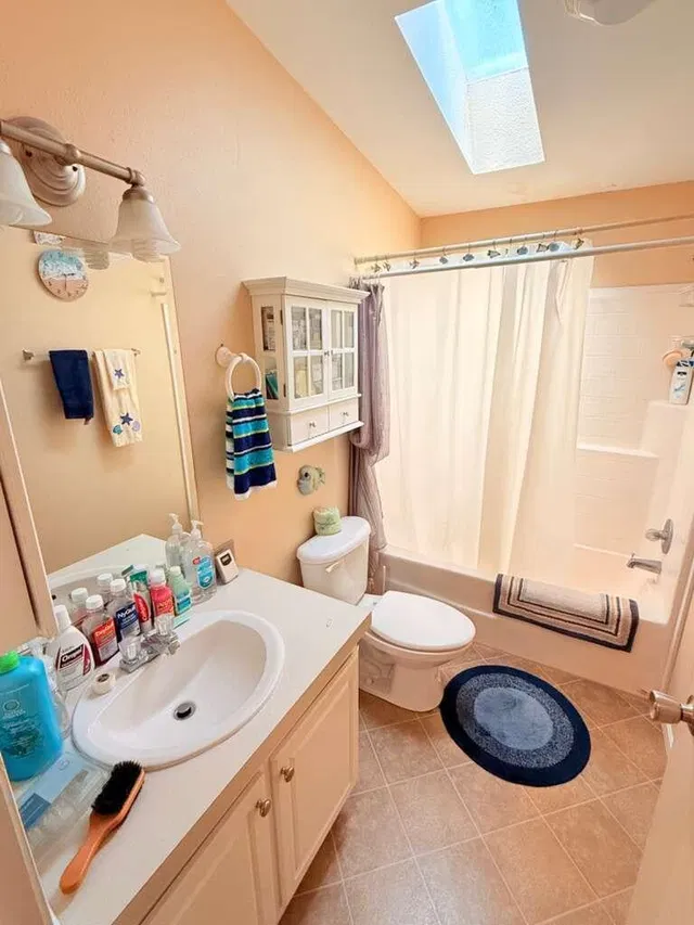Residence photo 12