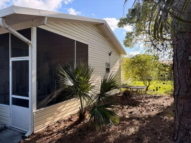 Residence photo 15