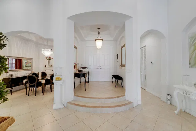 Residence photo 5