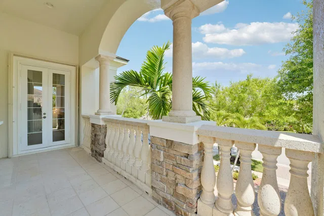 Residence photo 44