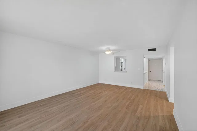 Unit 303 photo 22