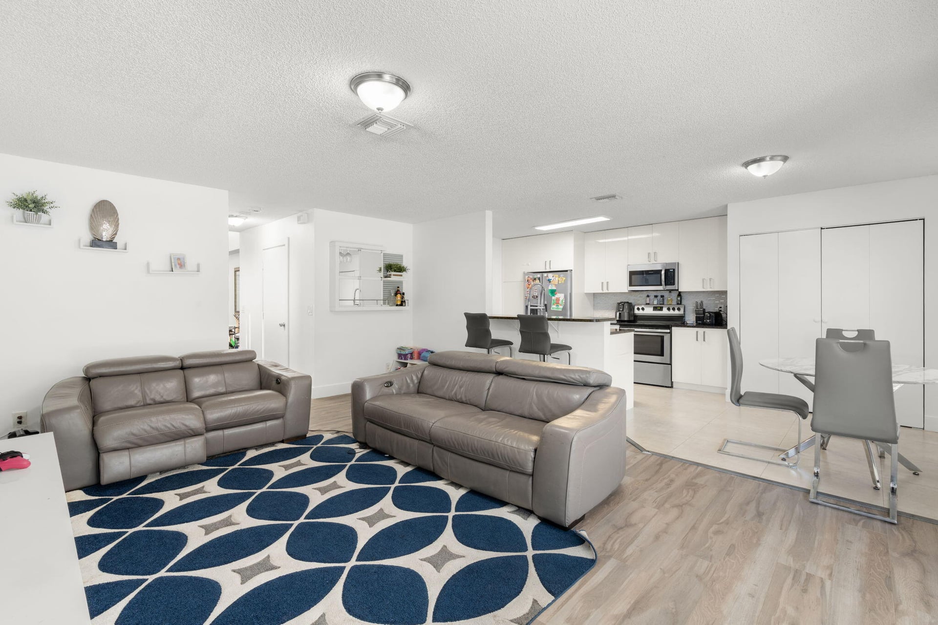 Residence photo 5